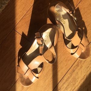 ME TOO leather shoes